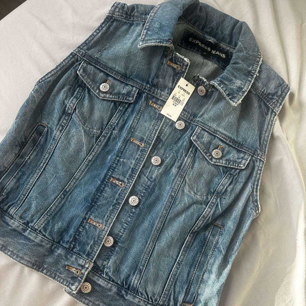 Express Demin Vest Small NWT